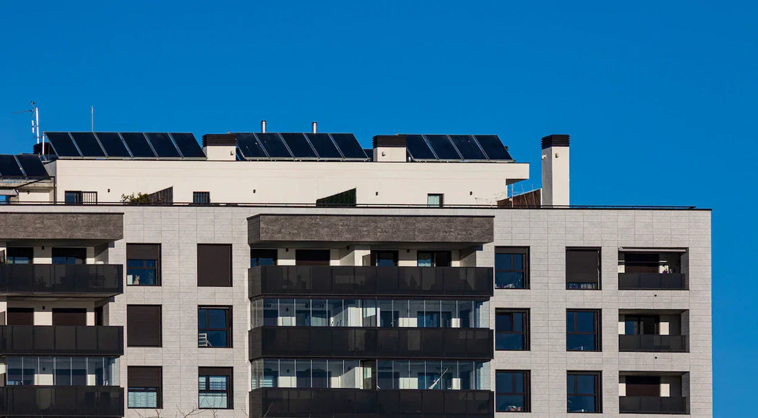 Locataire d'appartement (meublé ou non) : peut-on économiser grâce au solaire ?